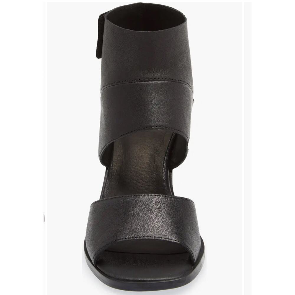 Eileen Fisher: -  Arts Ankle Cuff Sandals - Women's Size 11